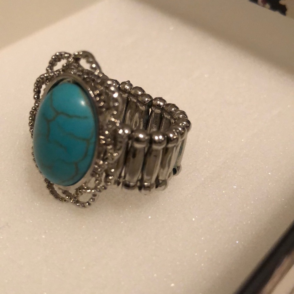 Turquoise Stone Ring - Picture 4 of 4